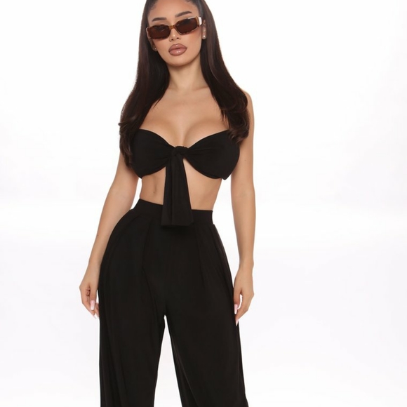 Fashion Nova Pants - NWT Fashion nova Black vacation set